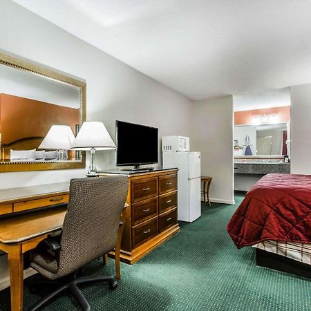 Econo Lodge Inn & Suites Энтерпрайз Экстерьер фото