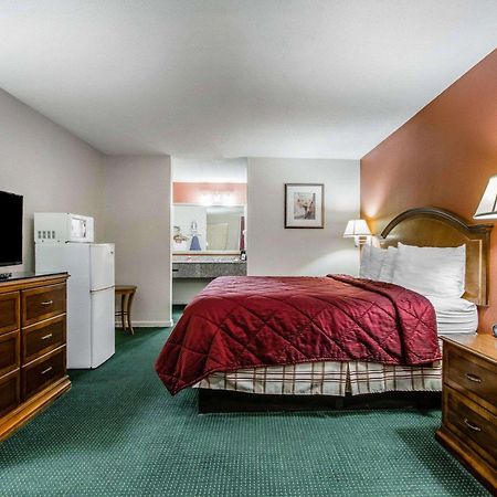 Econo Lodge Inn & Suites Энтерпрайз Экстерьер фото