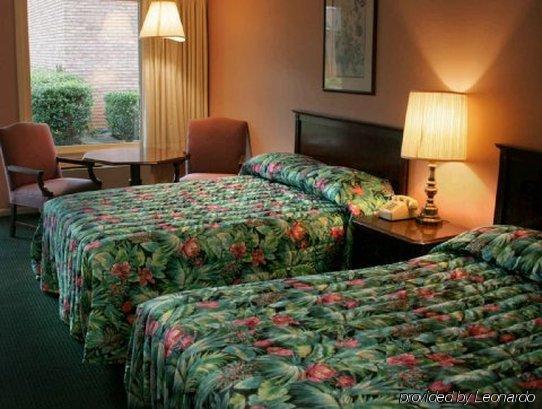 Econo Lodge Inn & Suites Энтерпрайз Номер фото
