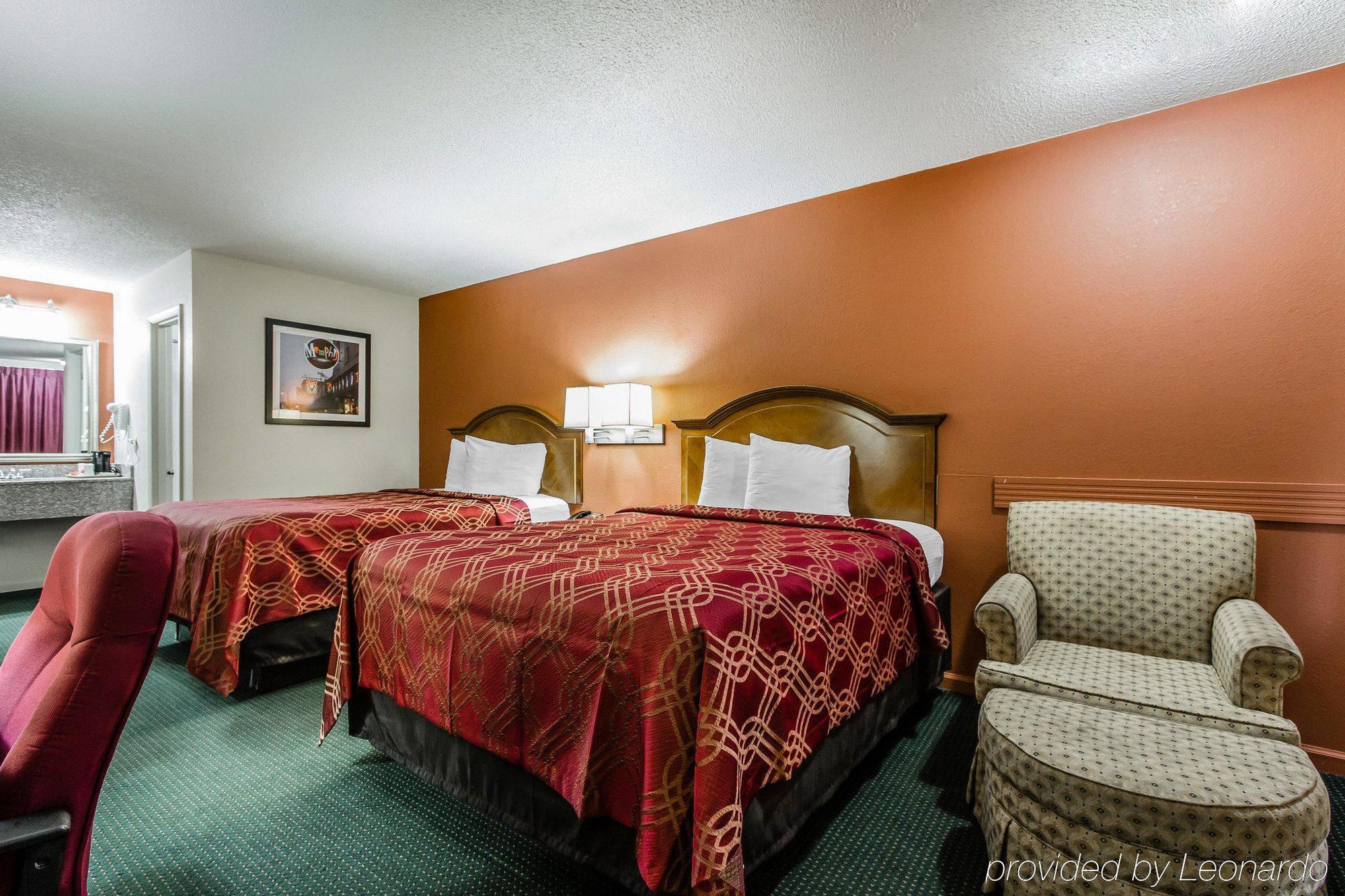 Econo Lodge Inn & Suites Энтерпрайз Экстерьер фото